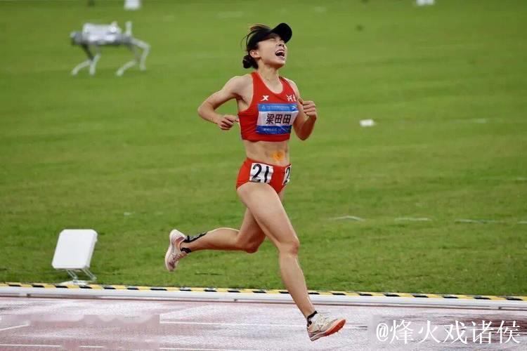全运会女子5000米决赛 河南选手梁田田获得冠军 全运会女子5000米决赛 河南选手梁田田获得冠军