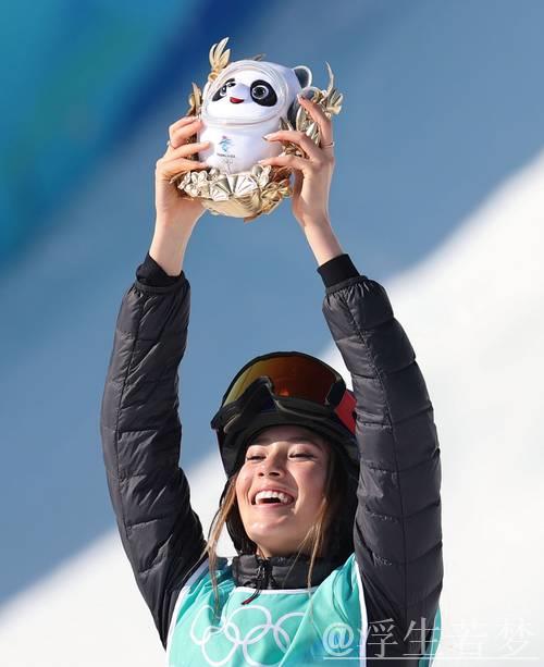 自由式滑雪世锦赛女子大跳台巅峰对决 自由式滑雪世锦赛女子大跳台巅峰对决